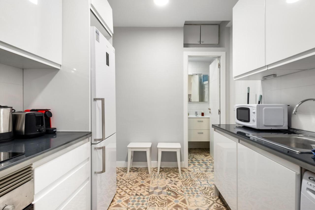 2 Bedrooms 1 Bathroom Furnished - Lavapies - Modern - Mintystay Madrid Eksteriør billede