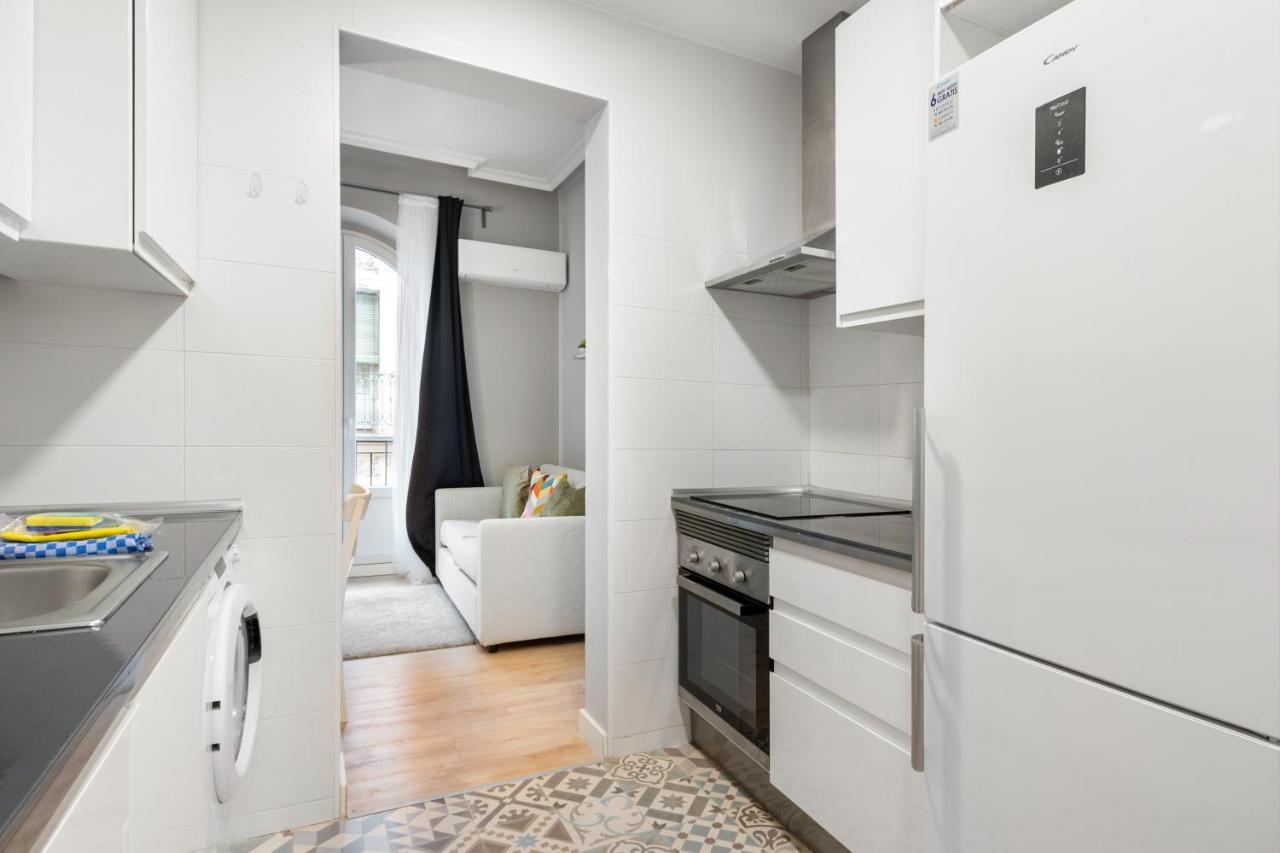 2 Bedrooms 1 Bathroom Furnished - Lavapies - Modern - Mintystay Madrid Eksteriør billede