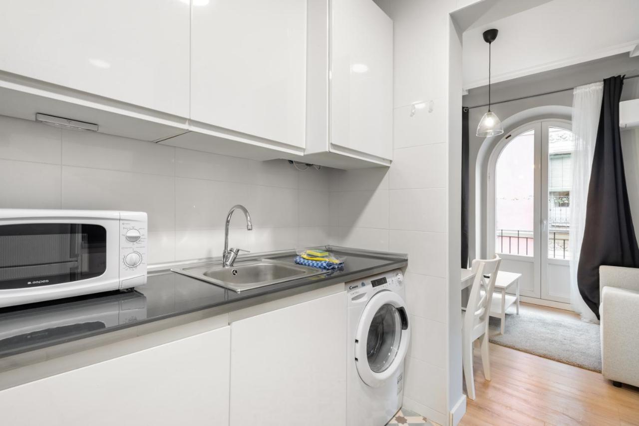 2 Bedrooms 1 Bathroom Furnished - Lavapies - Modern - Mintystay Madrid Eksteriør billede